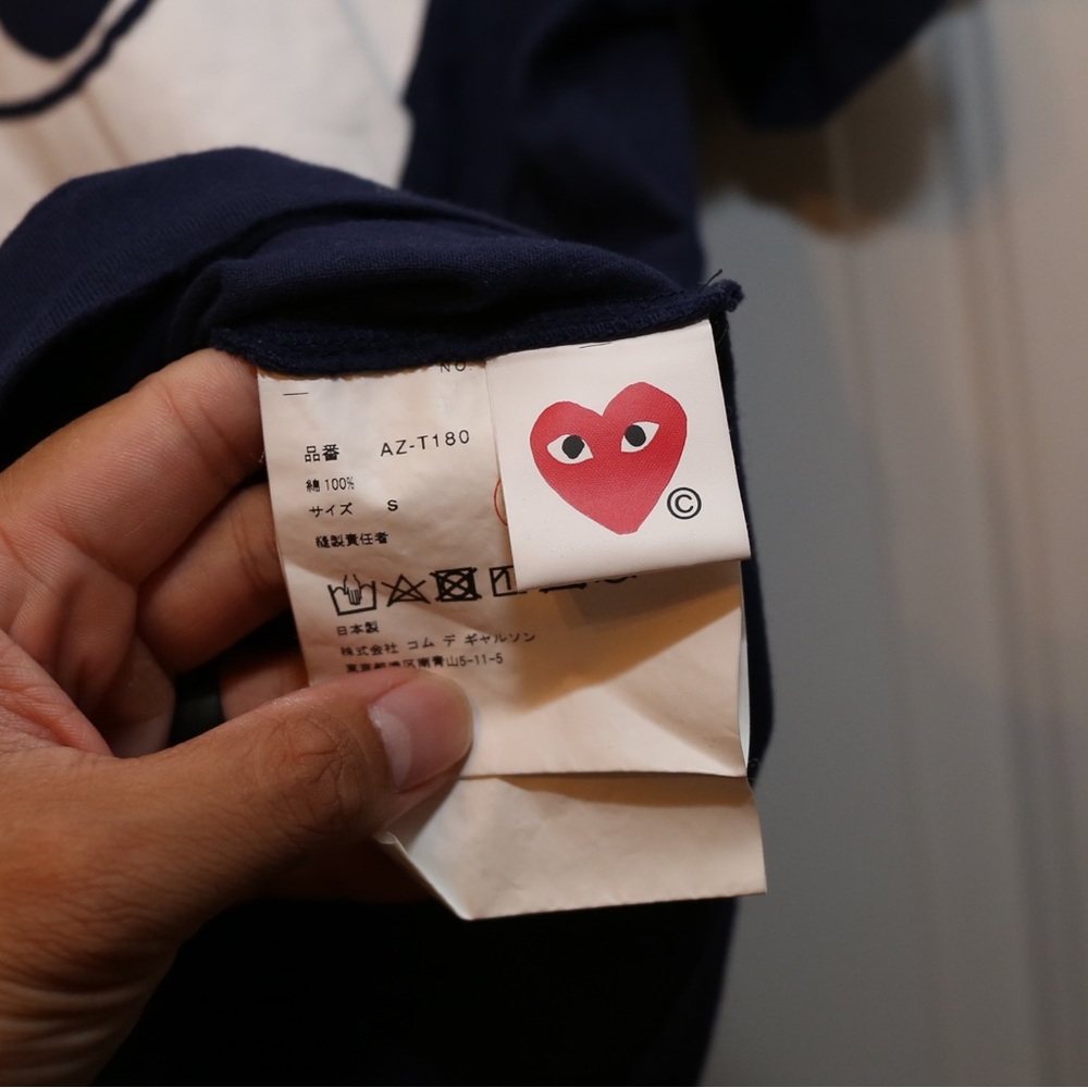 Comme Des Garcons PLAY Navy Shirt - Picture 4 of 5